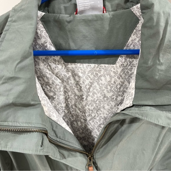 Columbia Women’s Large summer jacket - Picture 2 of 6